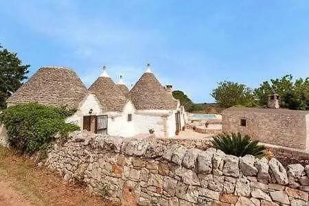 Magnificent Stefano's Trulli Villa Cocolicchio
