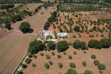 Magnificent Stefano's Trulli Villa *