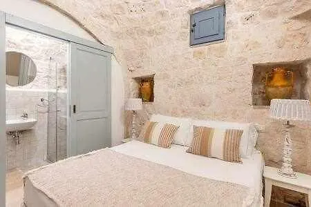 Magnificent Stefano's Trulli Villa Cocolicchio